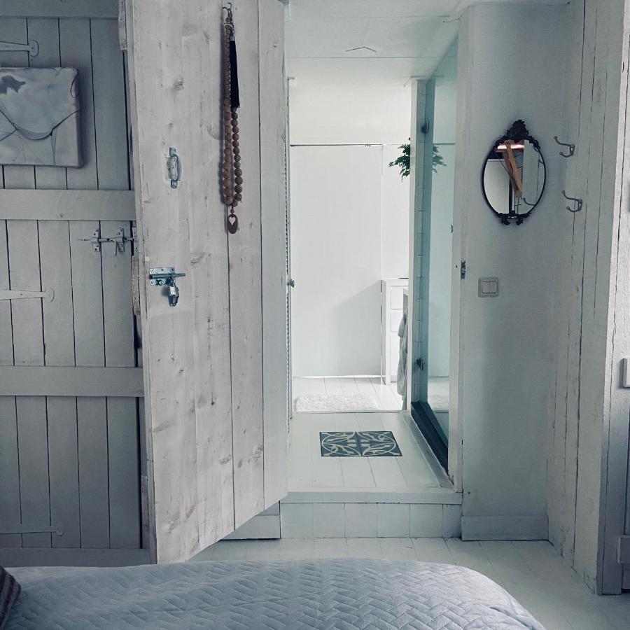 Houseboat Bonnie Bed and Breakfast Άμστερνταμ Εξωτερικό φωτογραφία